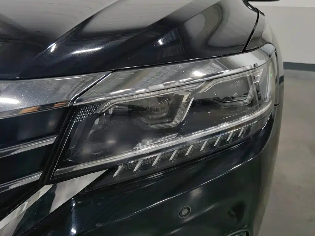 Volkswagen Passat — миниатюра 7
