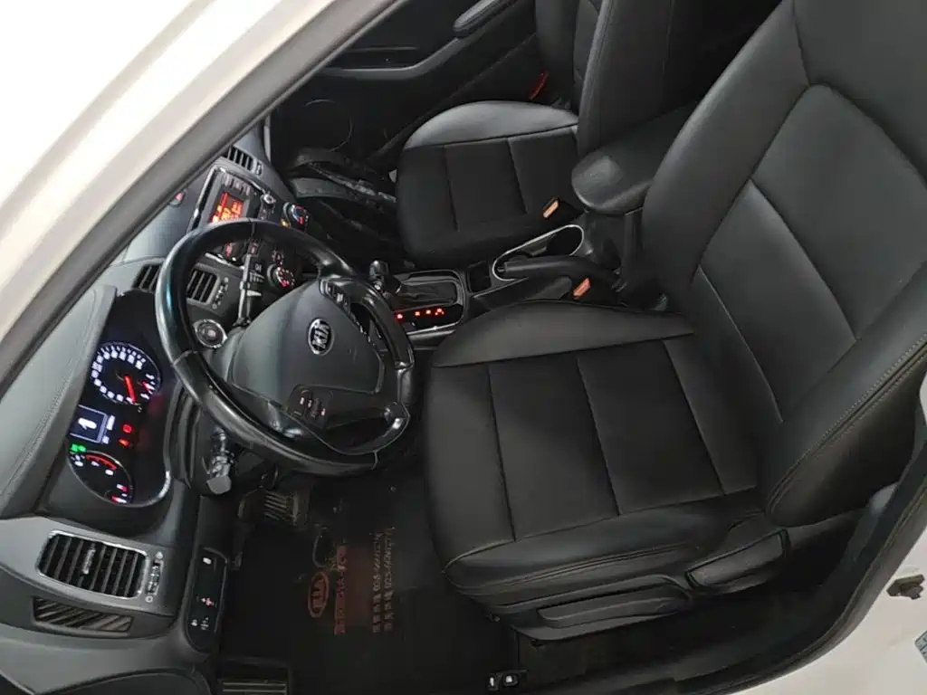Kia K3 — миниатюра 15