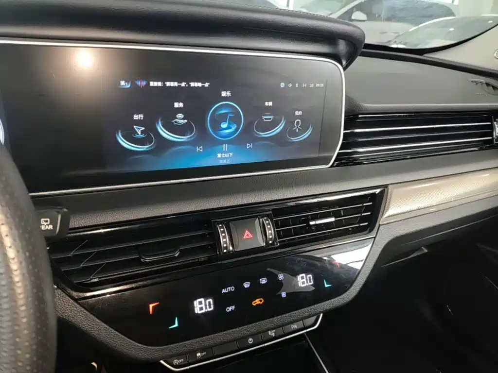 Hongqi Hongqi HS5 — миниатюра 13