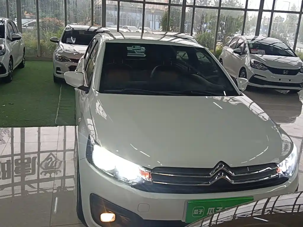 Citroen Elysee — миниатюра 3