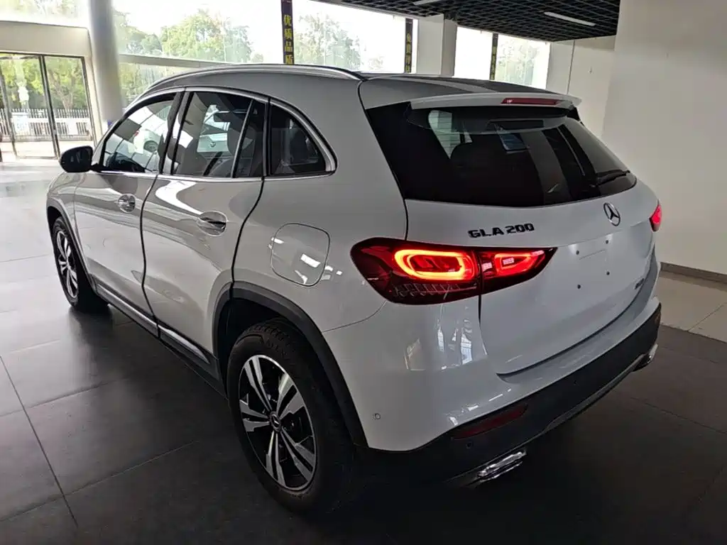 Mercedes-Benz GLA — миниатюра 5