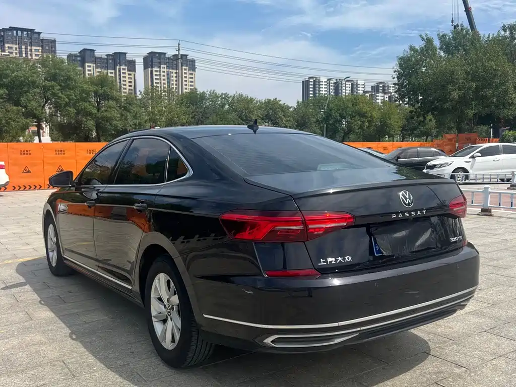 Volkswagen Passat — миниатюра 6