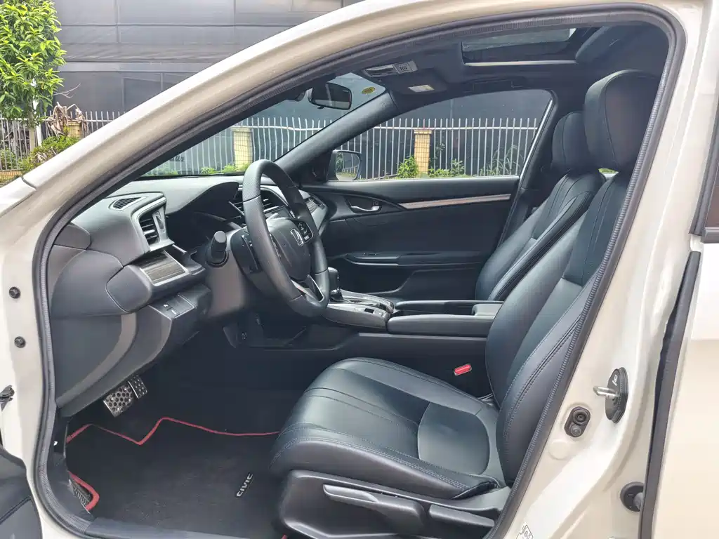 Honda Civic — миниатюра 9