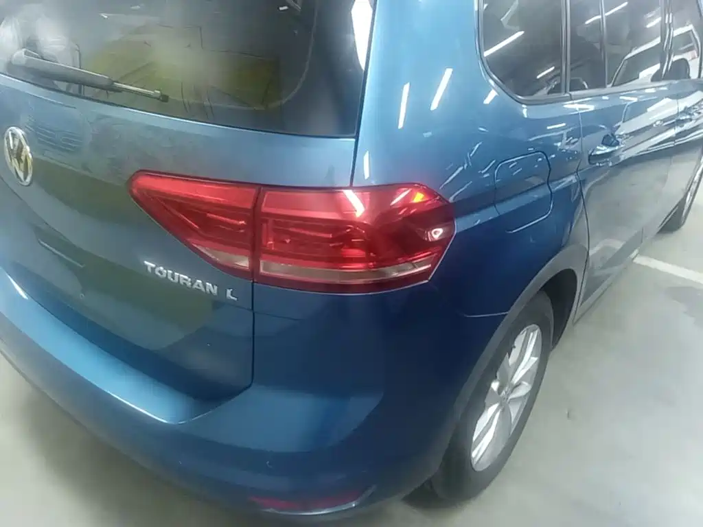 Volkswagen Touran — миниатюра 8