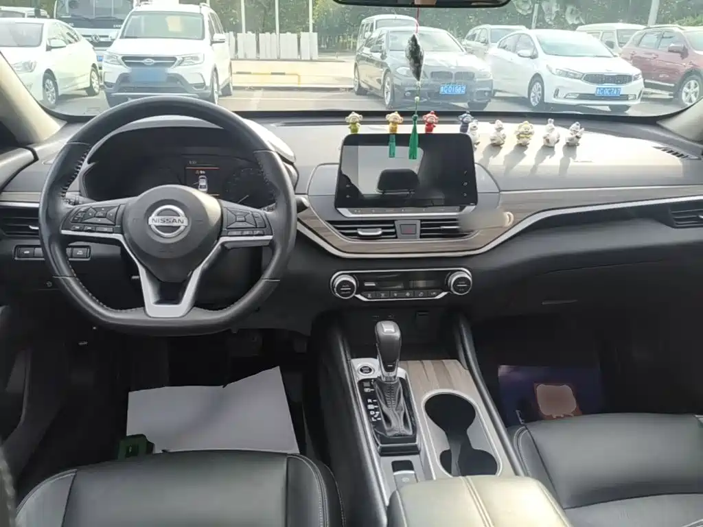 Nissan Teana — миниатюра 10