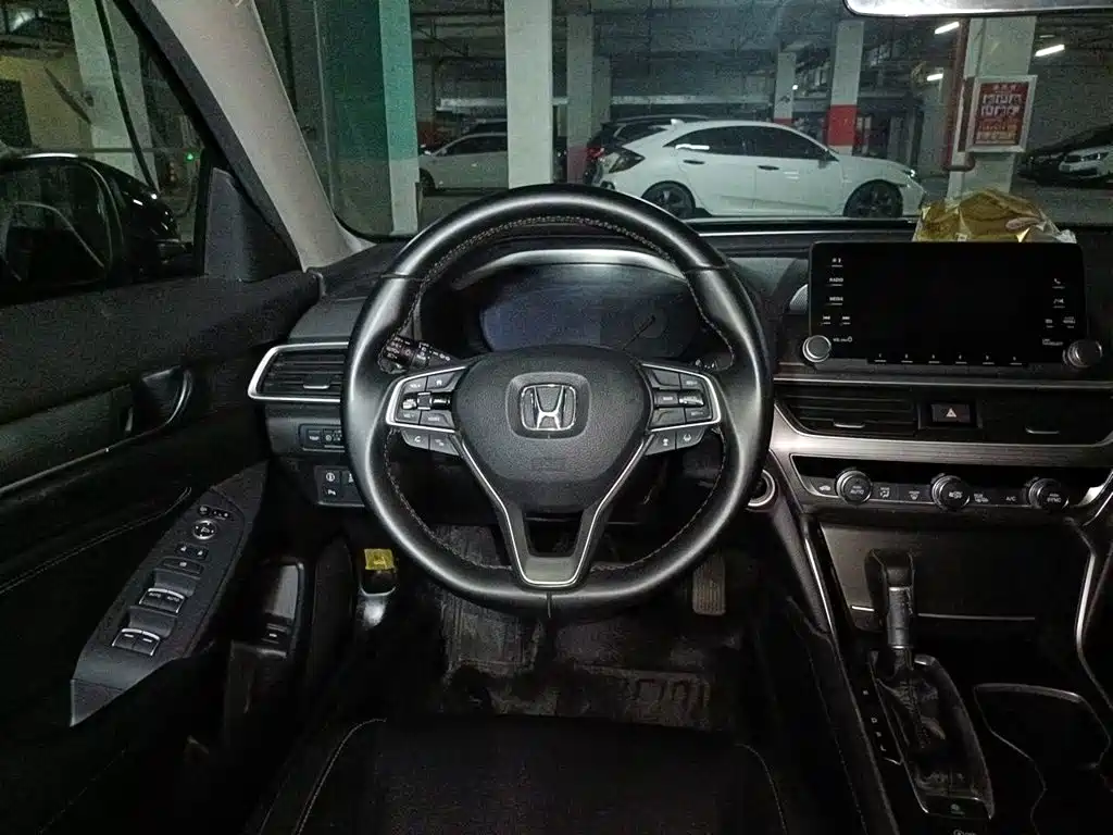Honda Accord — миниатюра 6