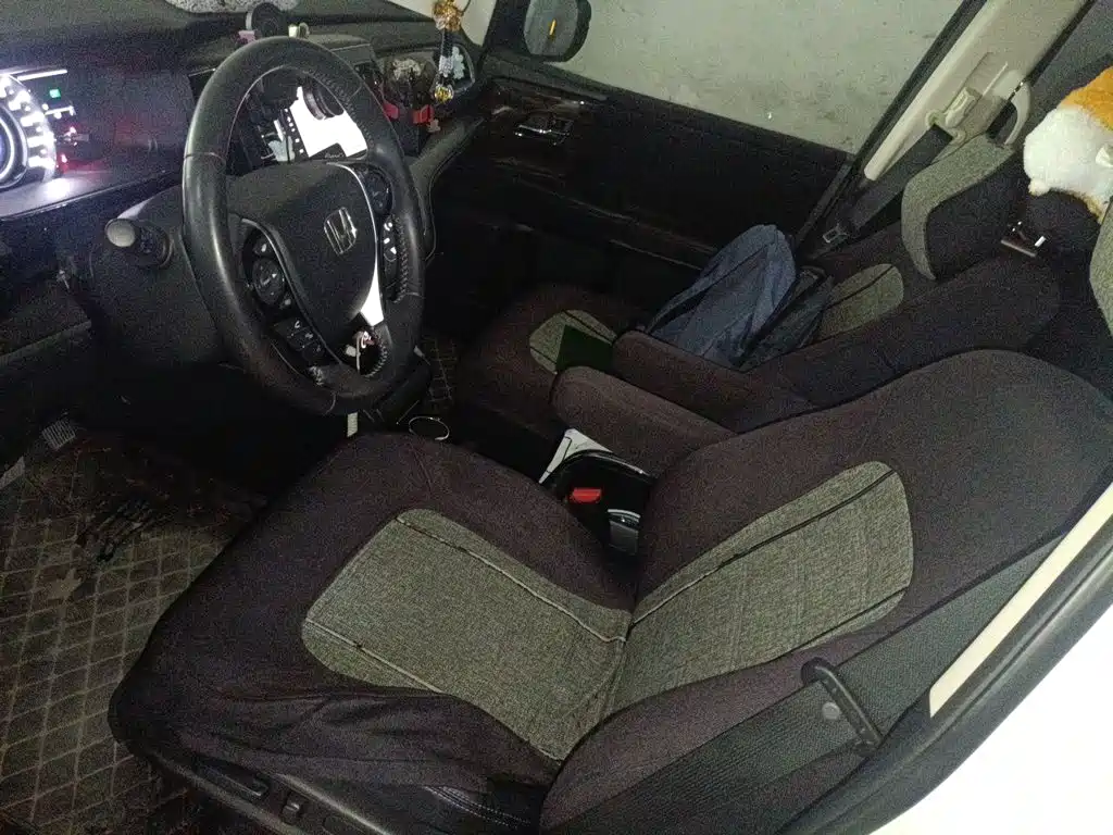 Honda Elysion 2016 2.4L Comfort