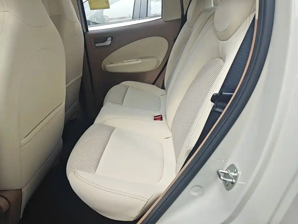 Wuling MINIEV — миниатюра 17