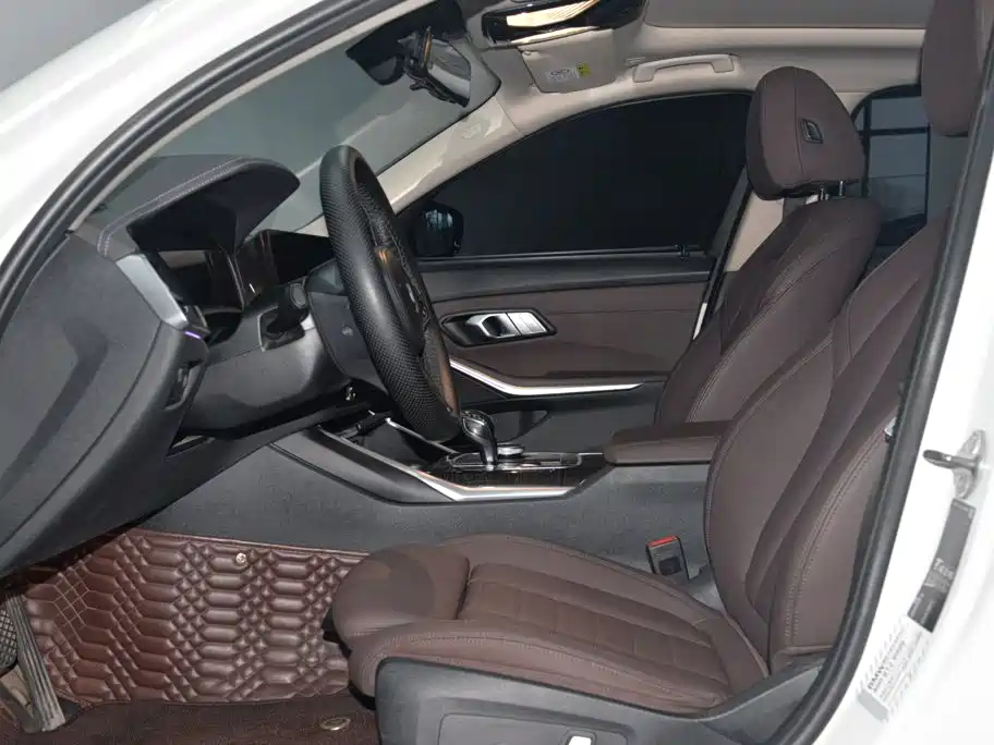 BMW 3 Series — миниатюра 8
