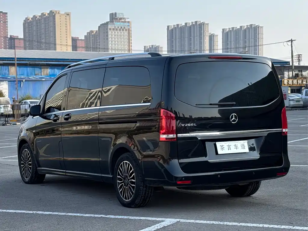 MERCEDES-BENZ V CLASS