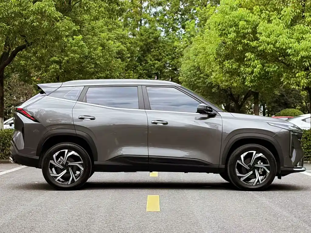 Geely Boyue — миниатюра 4