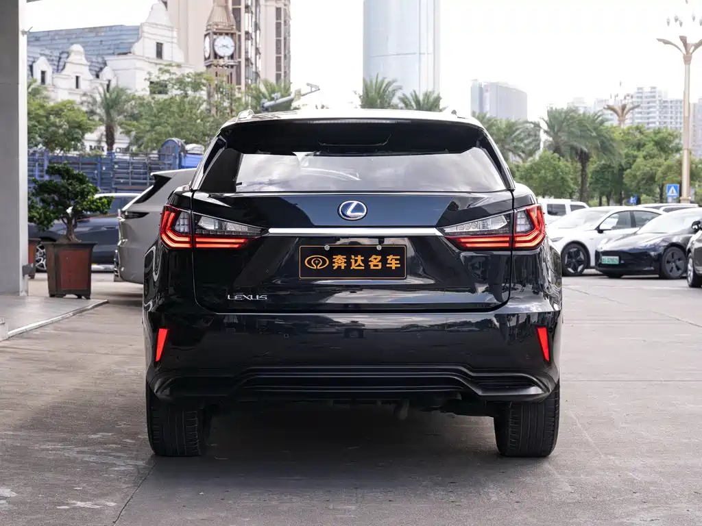 Lexus RX — миниатюра 5