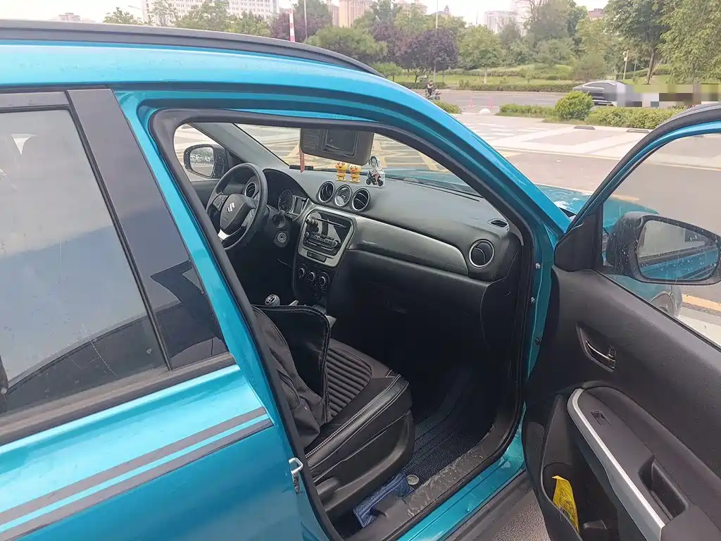 Suzuki Vitara — миниатюра 20