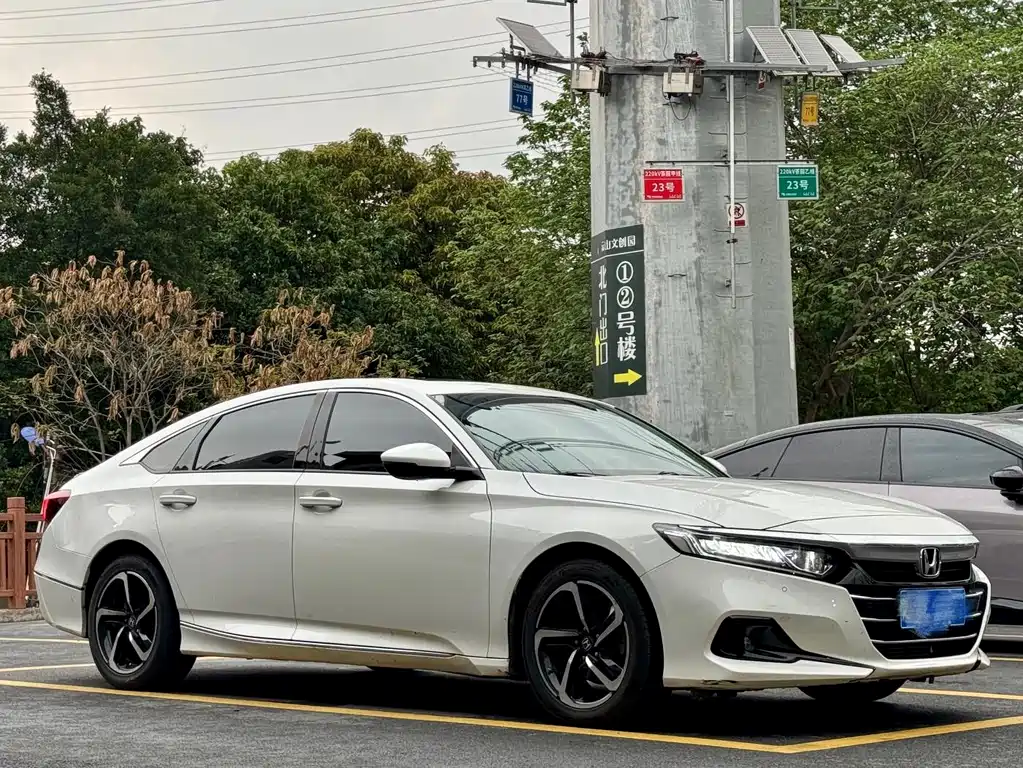 Honda Accord 2022 260TURBO Luxury