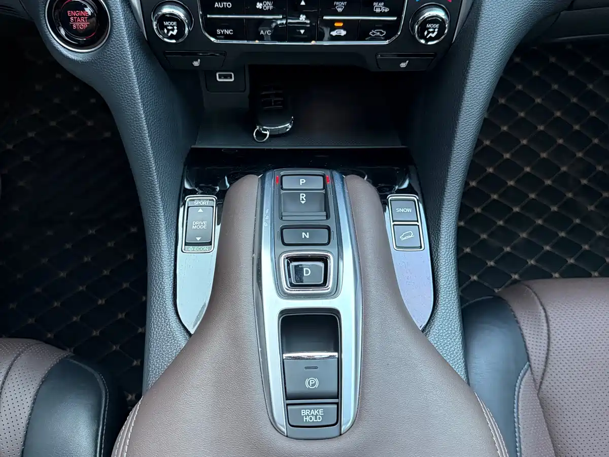 Honda UR-V id 4583605 из Китая 10