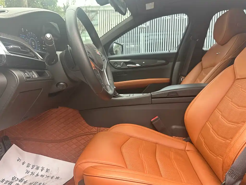 Cadillac CT6 — миниатюра 12