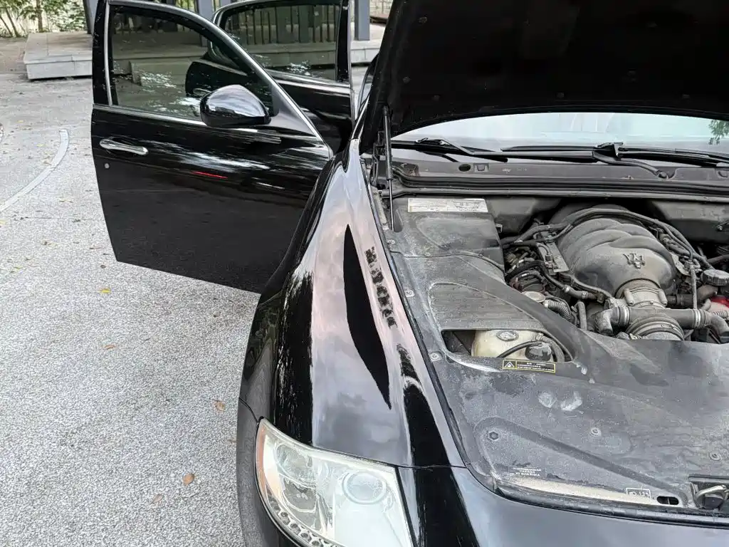 Maserati Quattroporte — миниатюра 28
