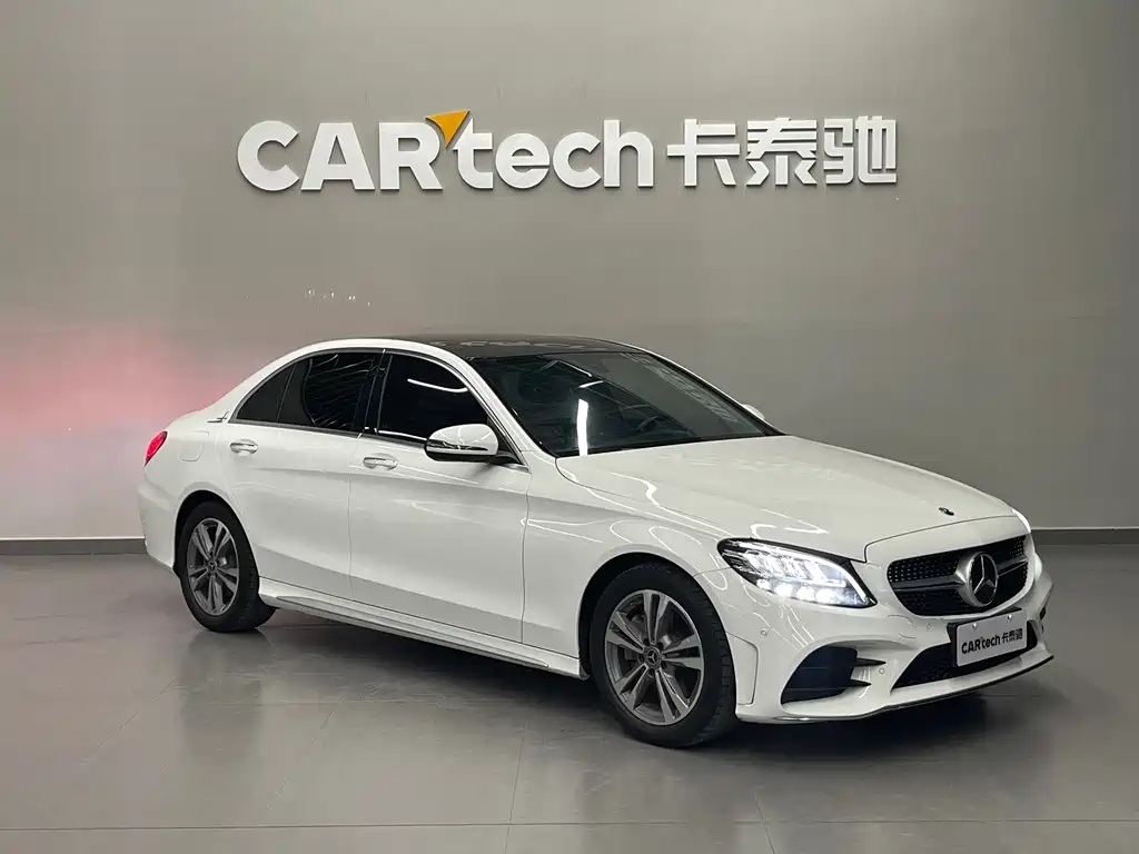Mercedes-Benz C-Class — миниатюра 3