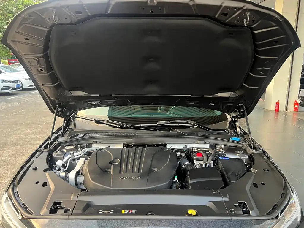 Volvo S90 — миниатюра 15