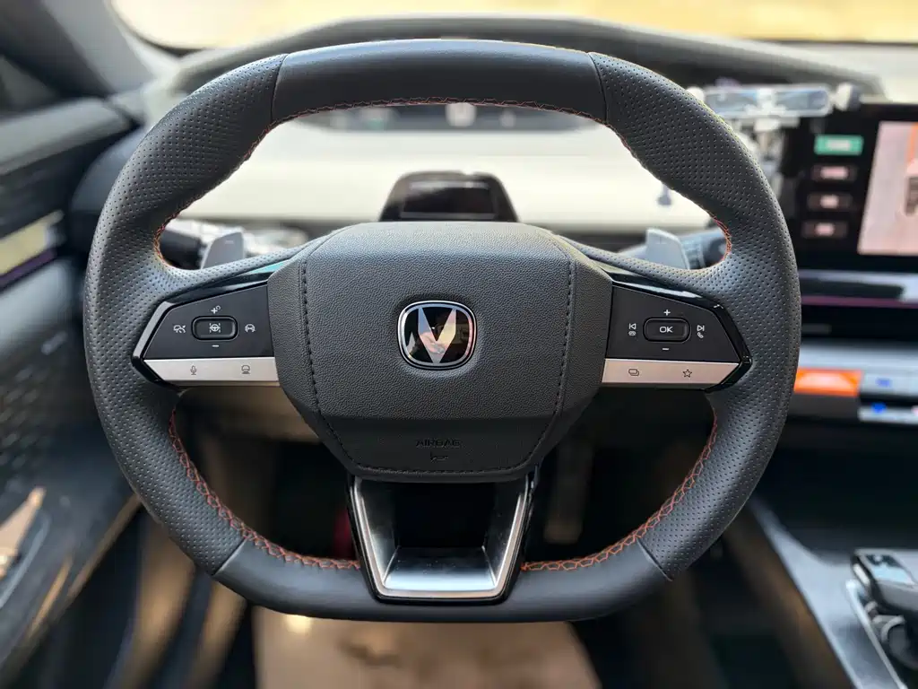 Changan UNI-V 2.0T Leader Speed Edition, фото 10