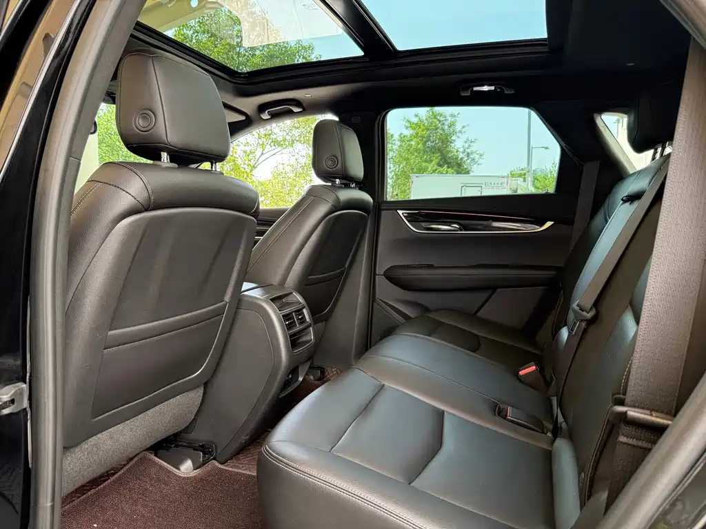 Cadillac XT5 — миниатюра 10