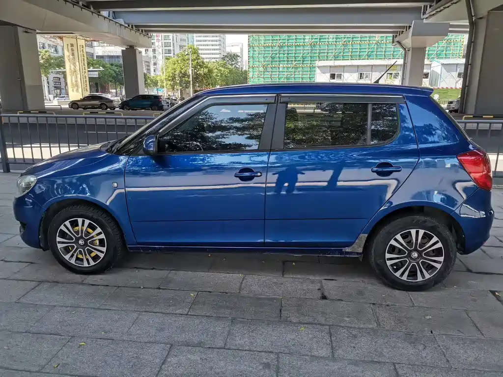 Skoda Fabia — миниатюра 2