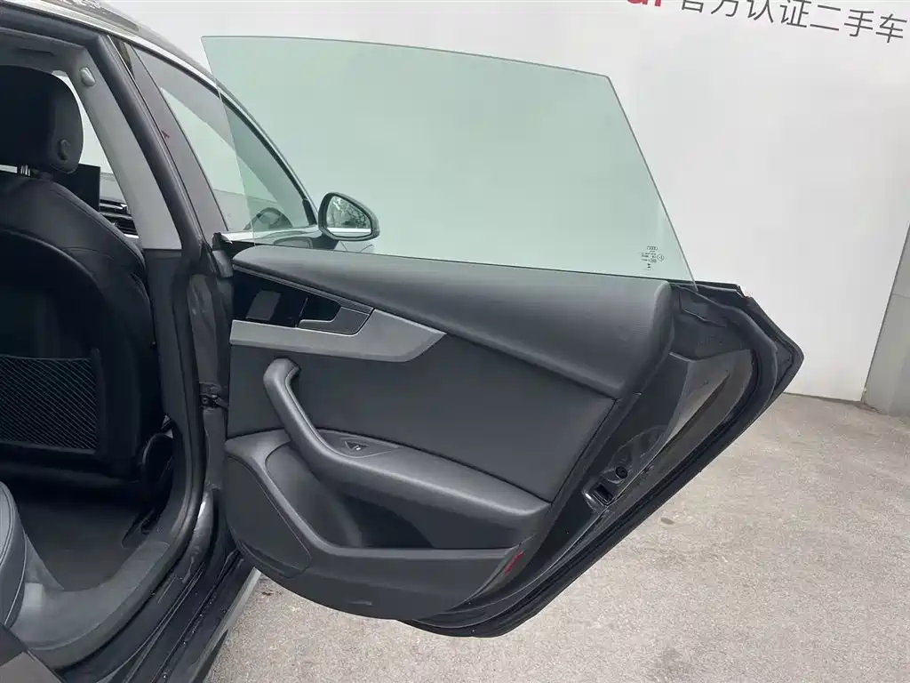 Audi A5 (Import) — миниатюра 17