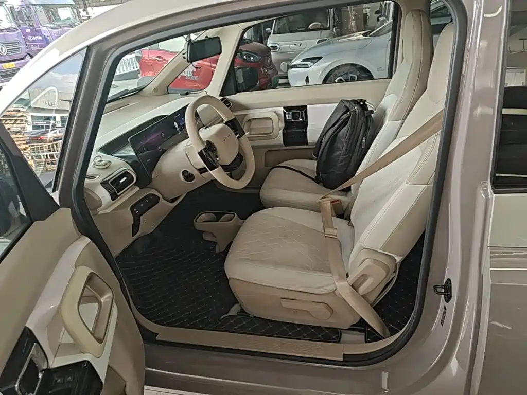 Baojun KiWi EV — миниатюра 15