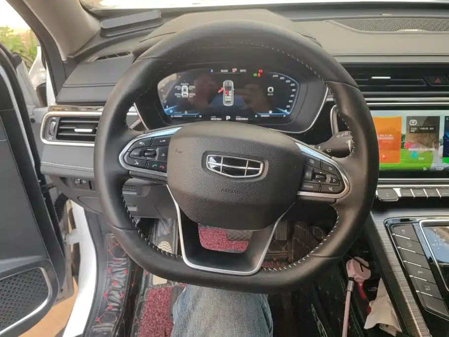 Geely Boyue — миниатюра 15