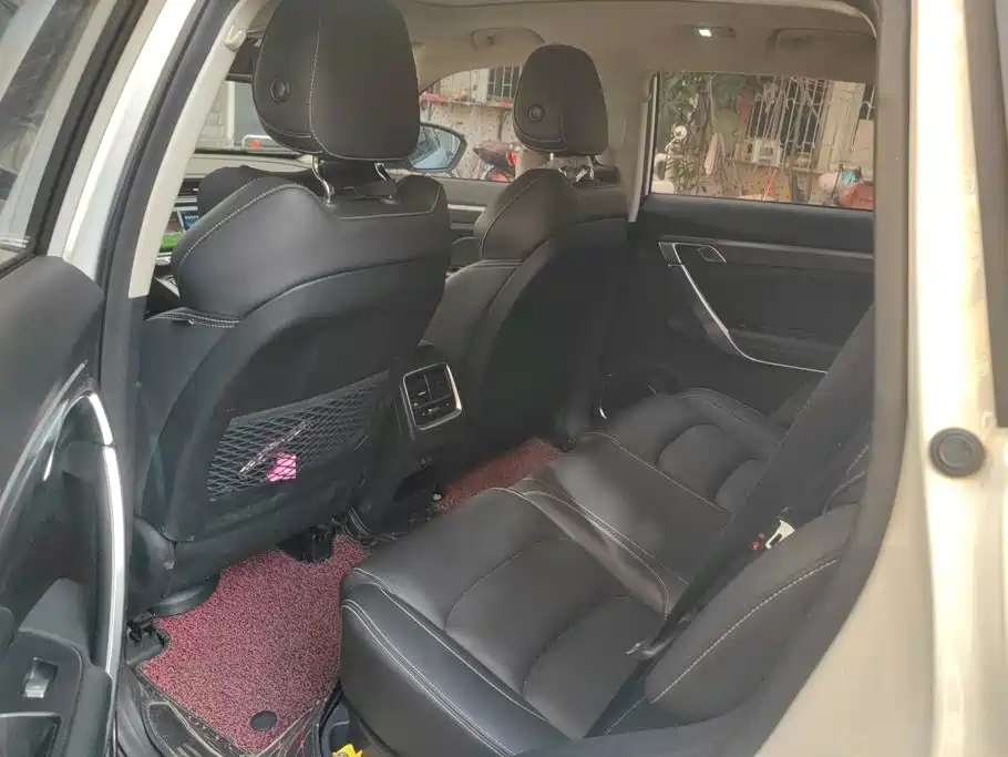 Geely Boyue — миниатюра 11