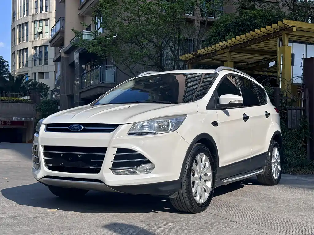 Ford Kuga 2015