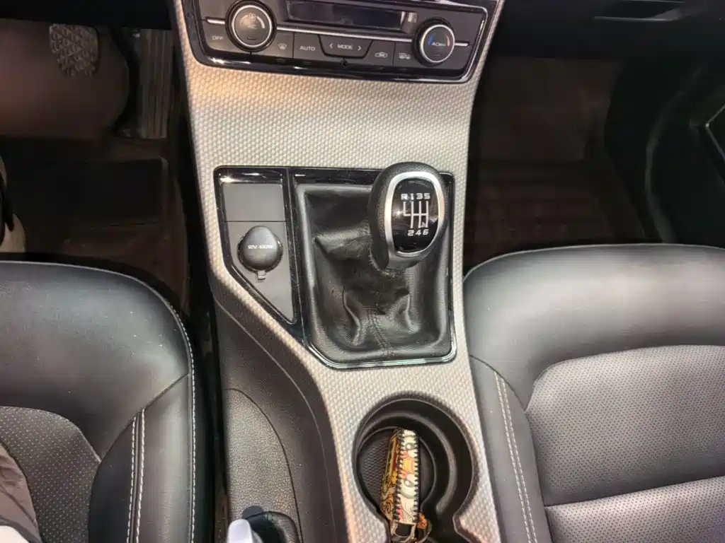 Geely Emgrand GS — миниатюра 14