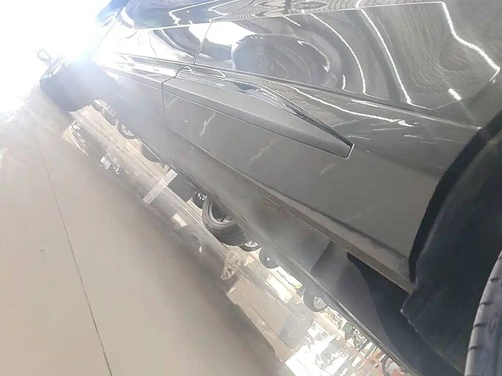 Changan UNI-Z New Energy — миниатюра 22