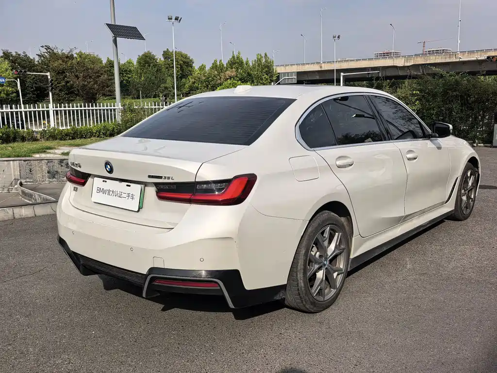 BMW i3 — миниатюра 5