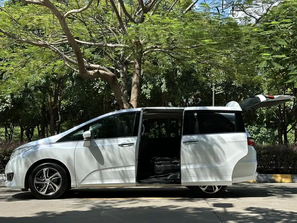 Honda Odyssey — миниатюра 7