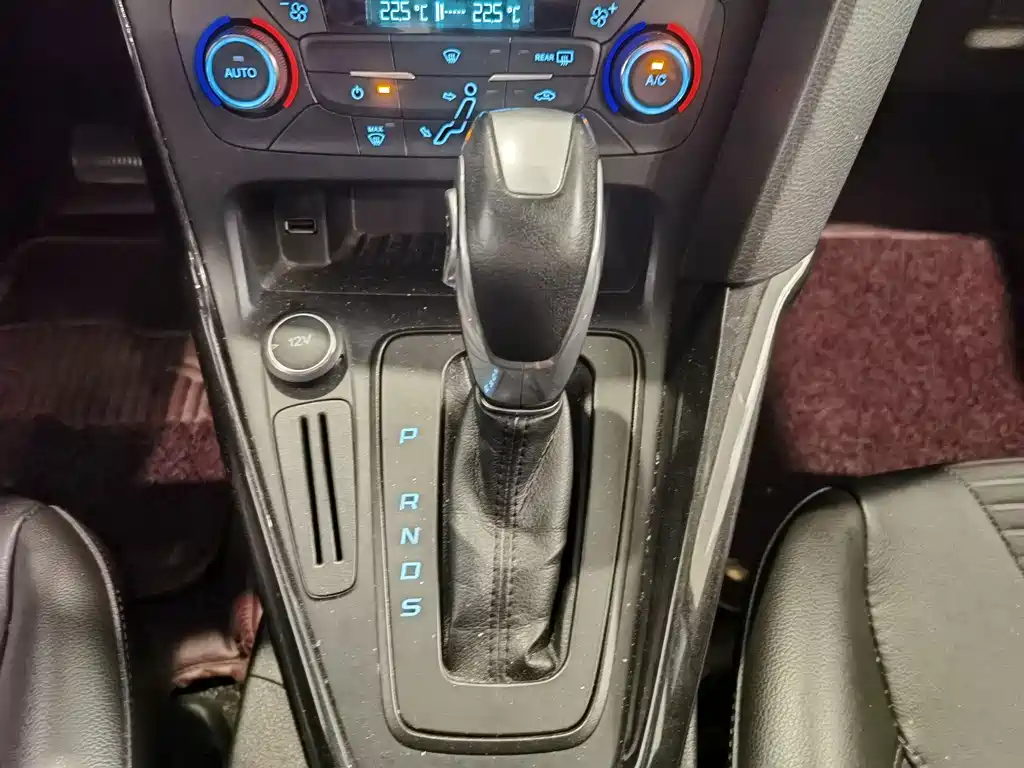 Ford Focus — миниатюра 12