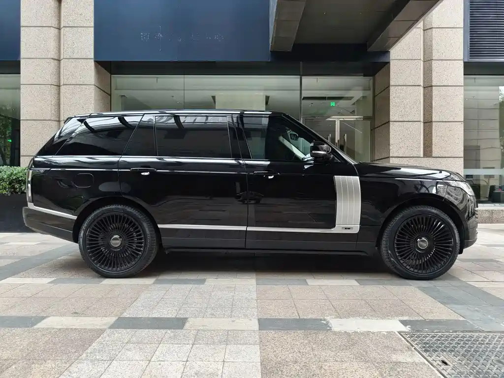 Land Rover Range Rover — миниатюра 3