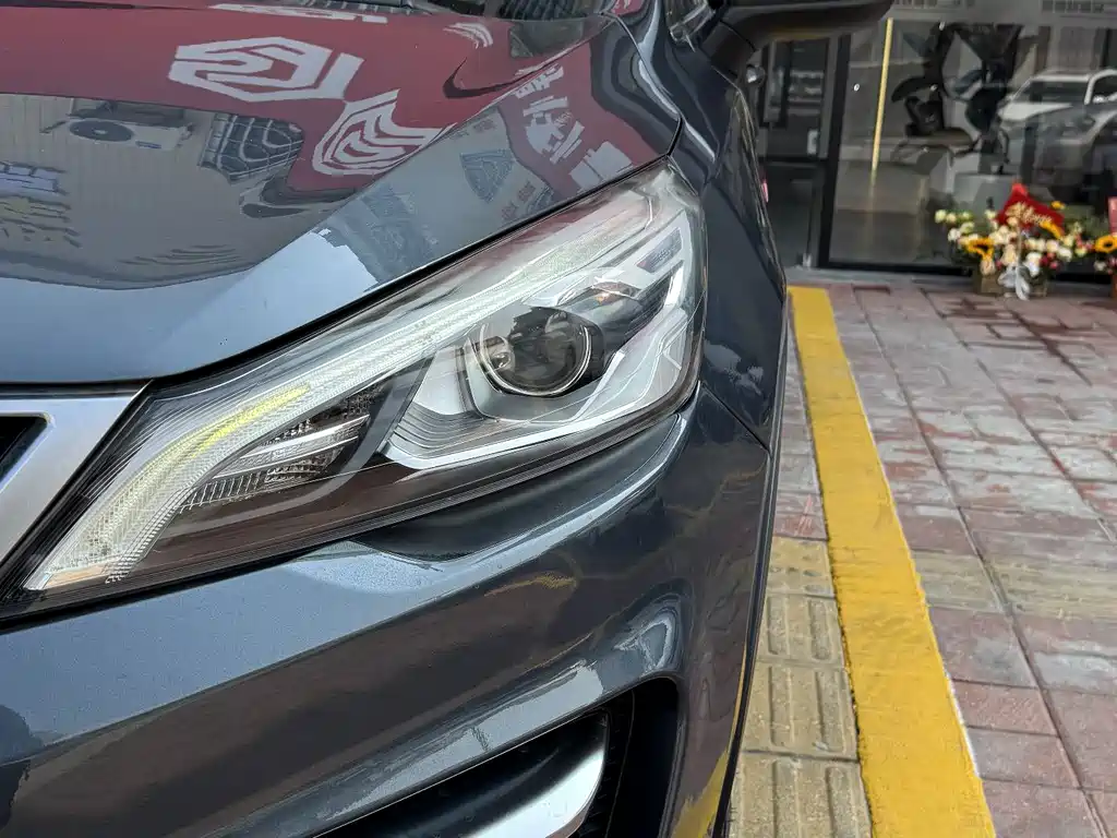 GEELY AUTOMOBILE EMGRAND GS