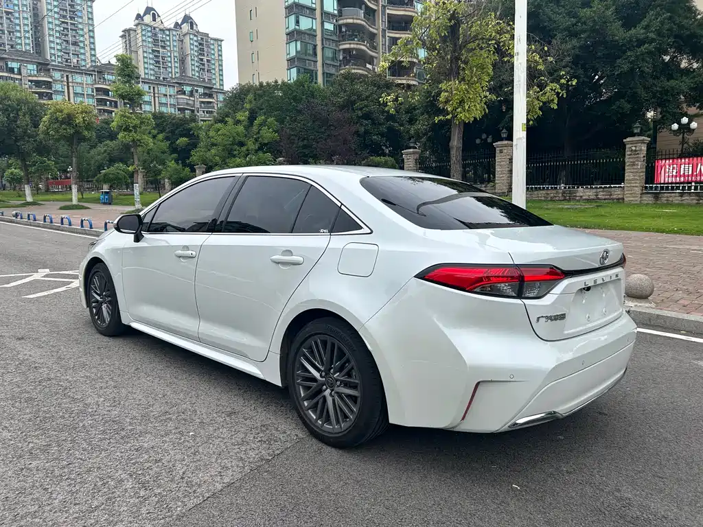 Toyota Lingshang 2021 2.0L Luxury