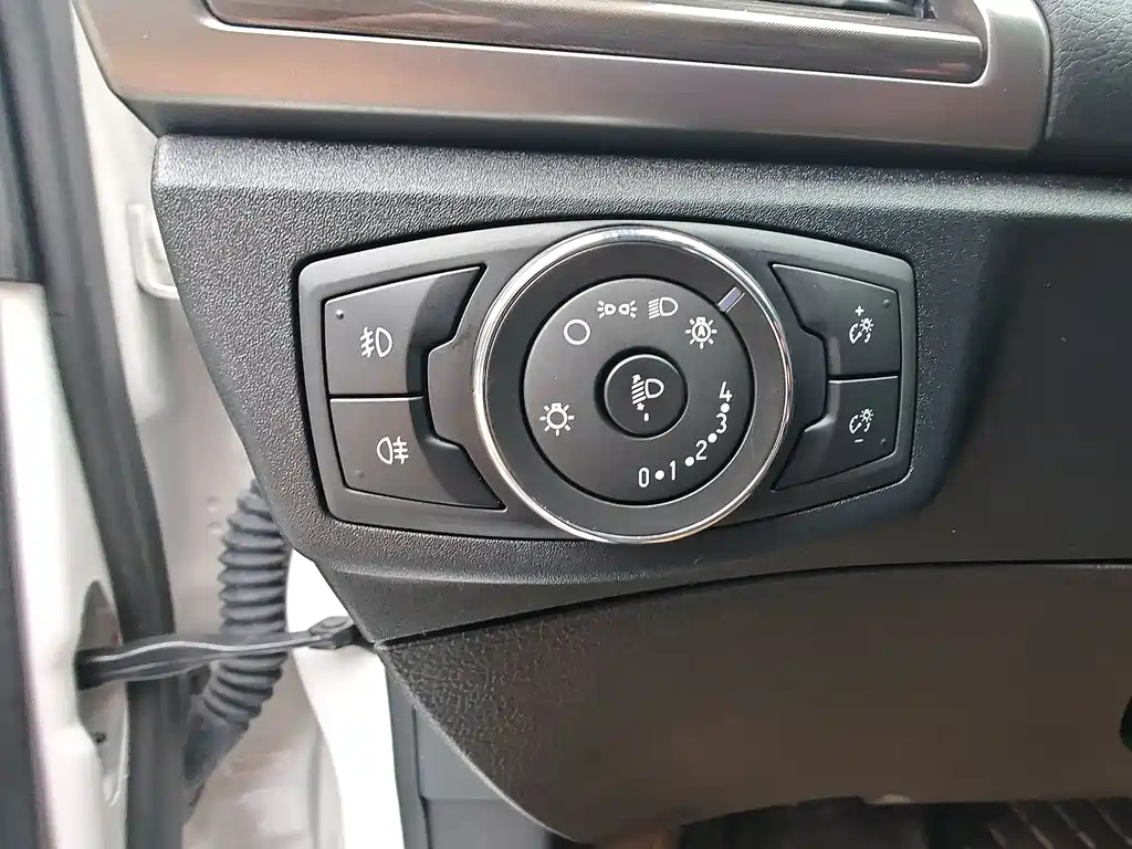 Ford Mondeo 2020 EcoBoost 180 Fashion