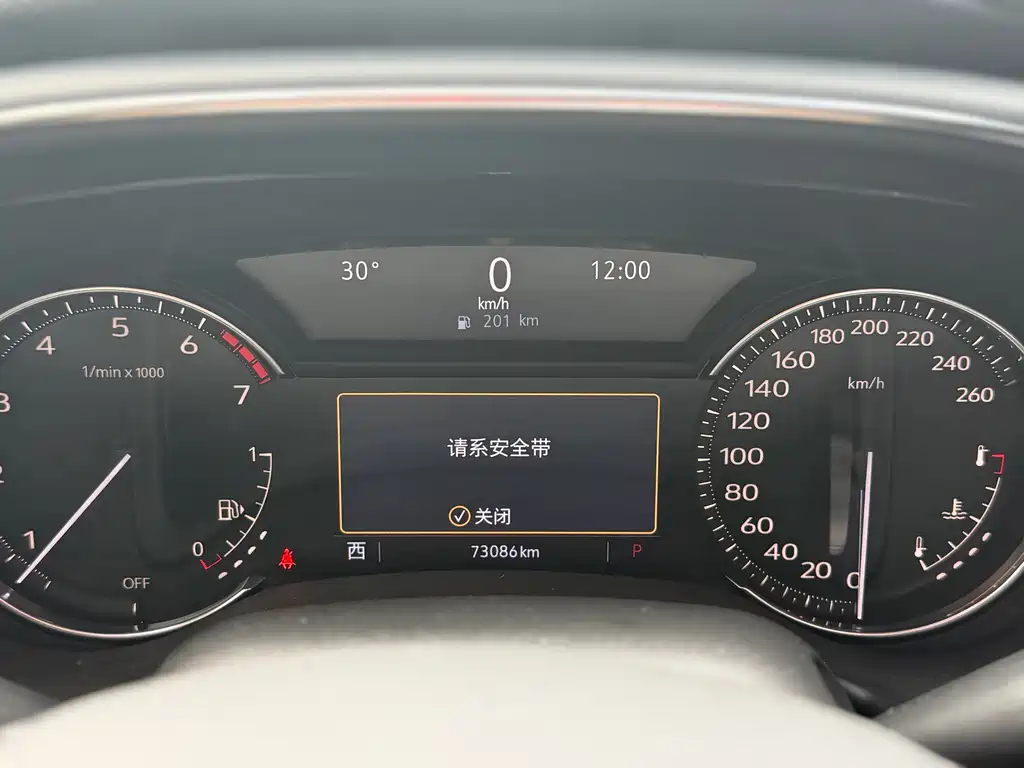 Cadillac CT5 — миниатюра 4