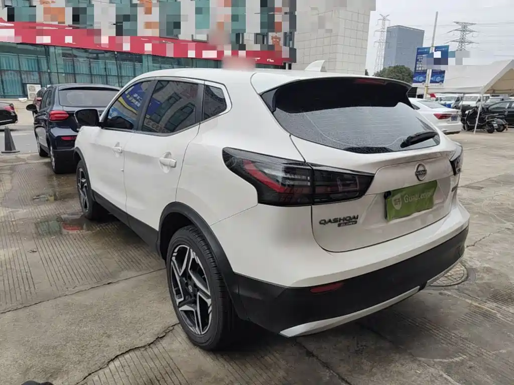 Nissan Qashqai — миниатюра 5