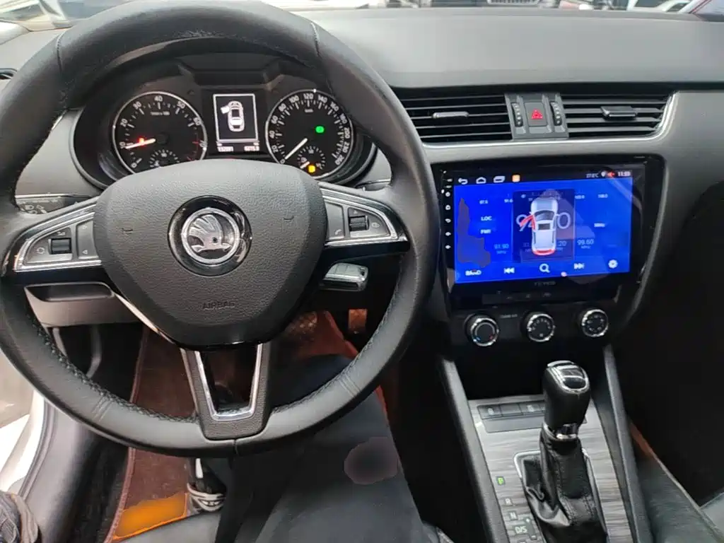 Skoda Octavia — миниатюра 10