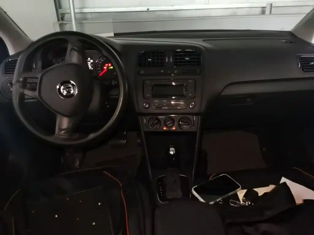 Volkswagen Polo — миниатюра 14