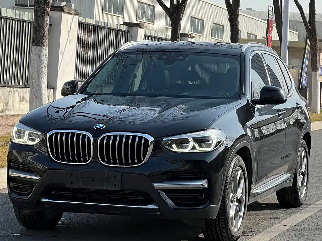 BMW X3 2021