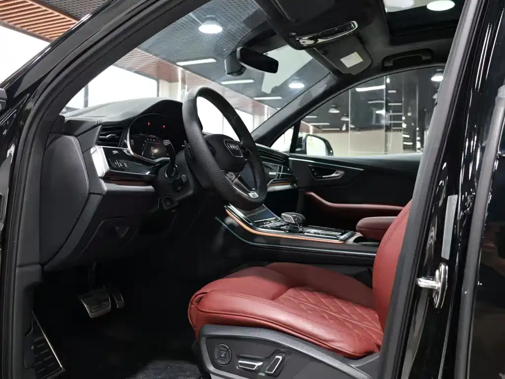 Audi SQ7 — миниатюра 7