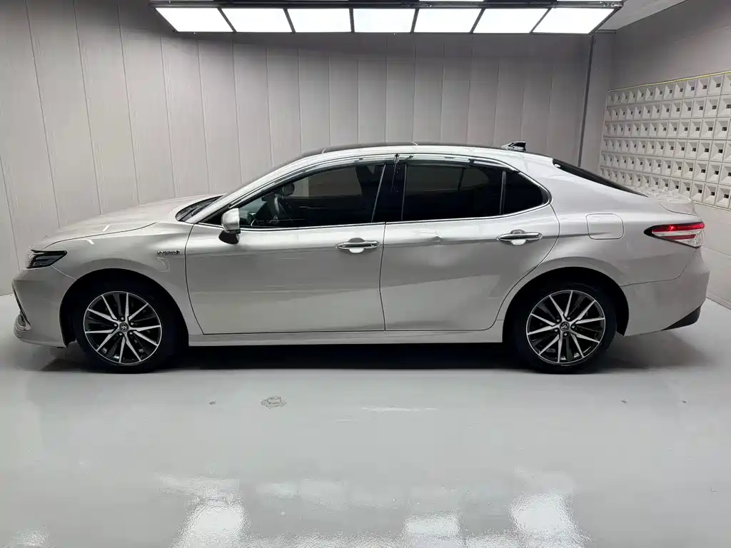 Toyota Camry 2021 2.5HG Luxury