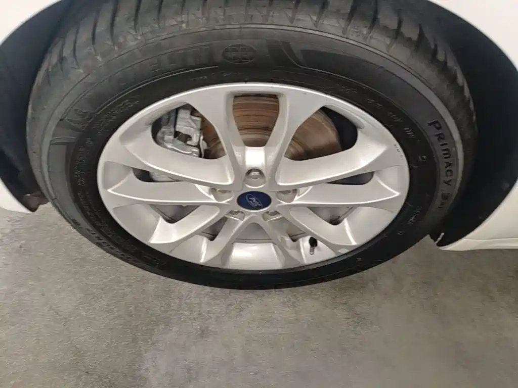 Ford Mondeo — миниатюра 23