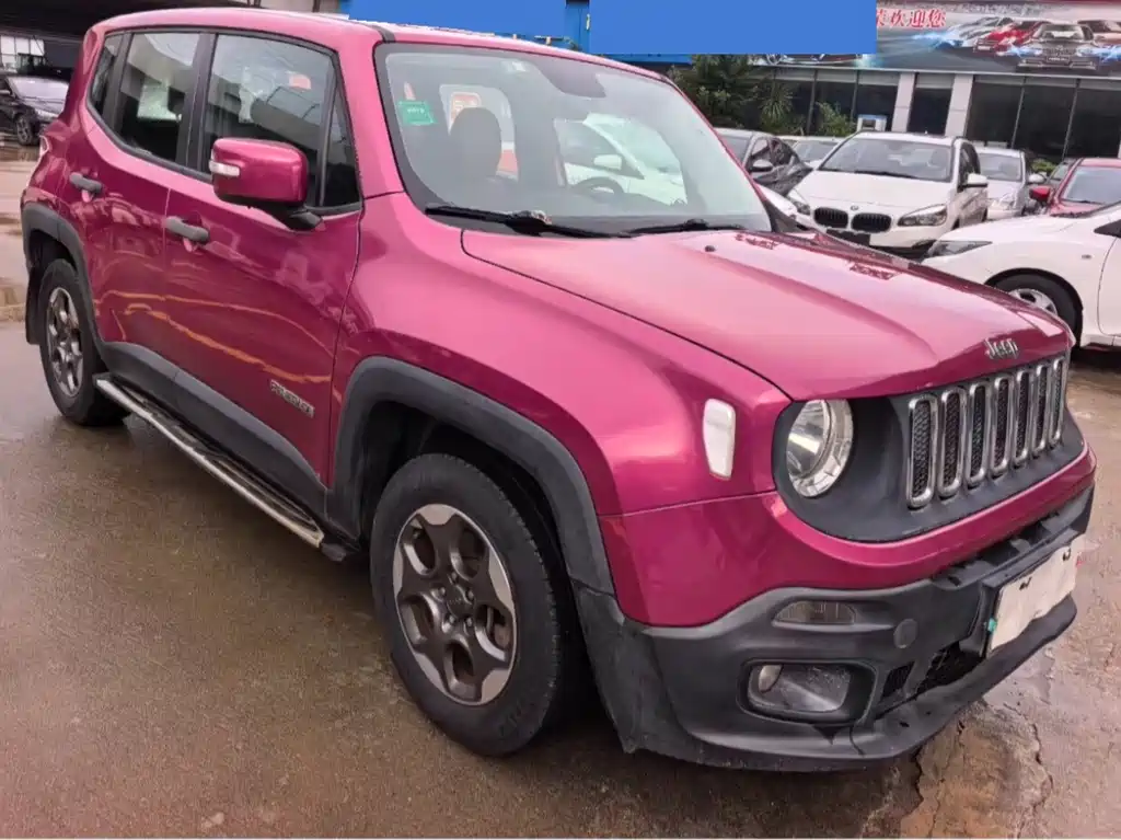 Jeep Renegade 1.4T Auto Kinetic Edition, фото 3
