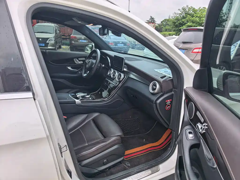 Mercedes-Benz GLC — миниатюра 7